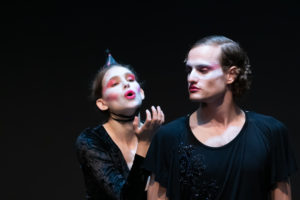 משחקים באהבה ובמוות