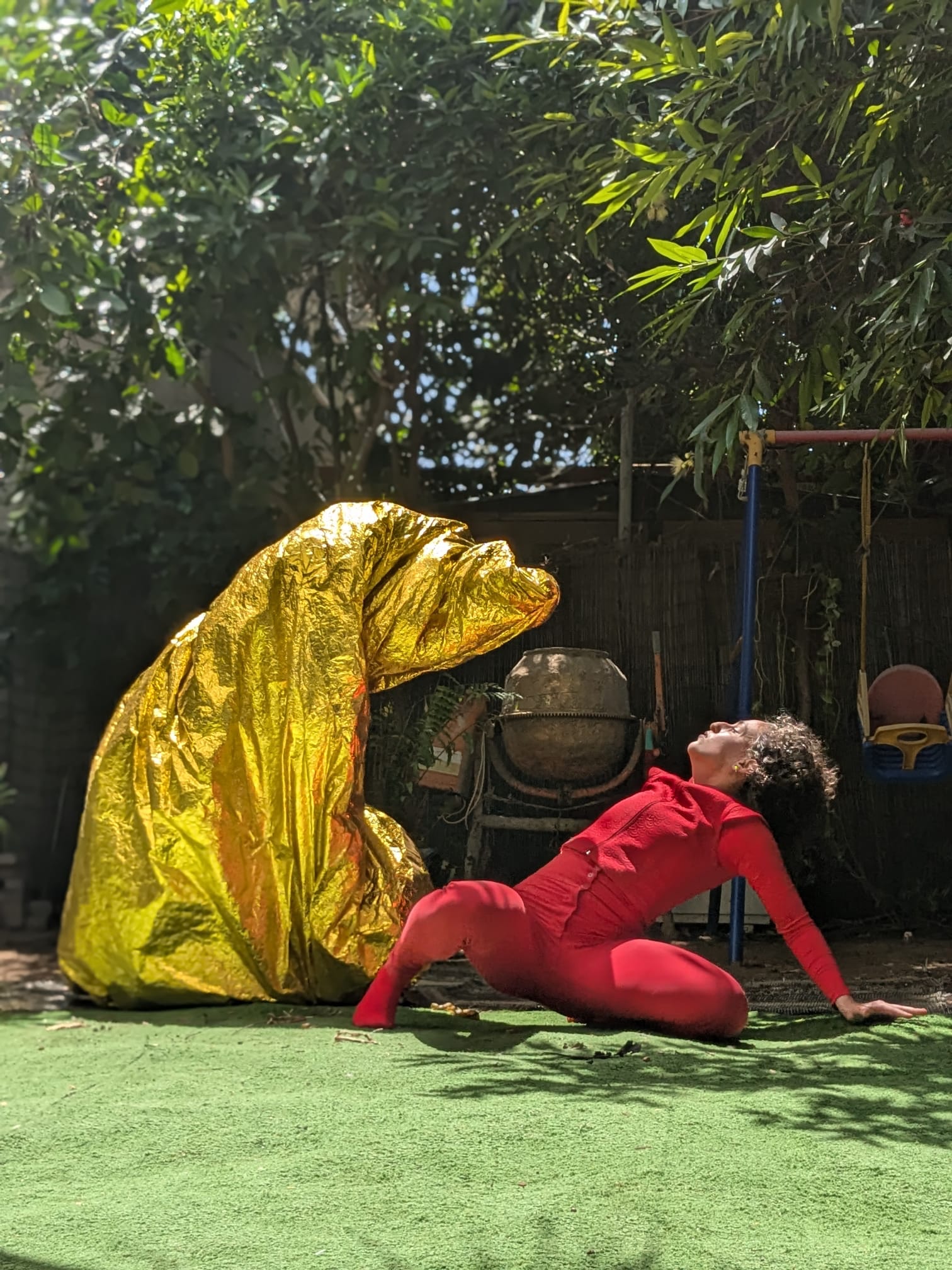 נופים של זהב  בחצר של נאיה. מופע+ סדנא