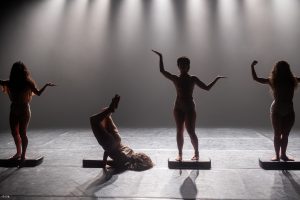 קריאטידות מאת סיגל ארמוזהצילום: דויד קפלן