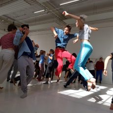 מודרני עם מור – מתקדמות