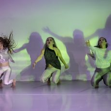 חשוף על חלודה – להקת יסמין גודר