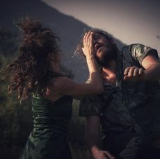 התמסרות, מסירות ומסרים- לילה לבן!
